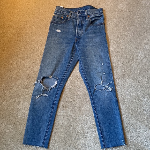 LEVIS - Picture 2 of 5